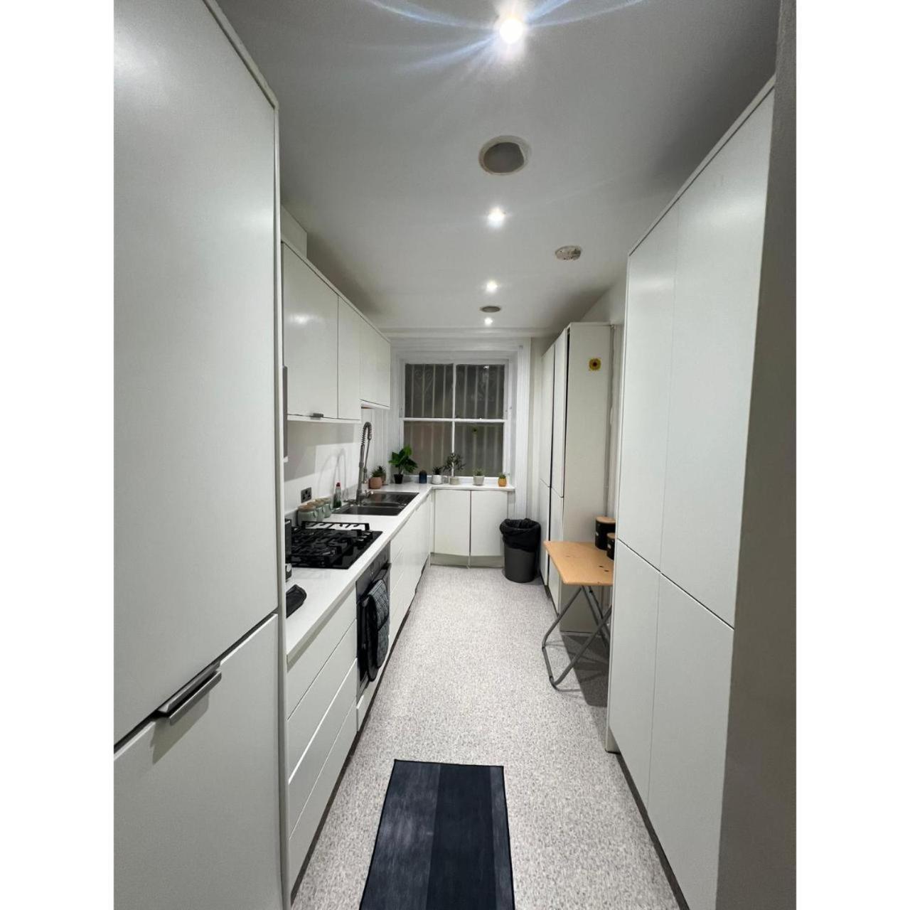 런던 Fabulous 3 Bed Flat Near Edgware Road Station 아파트 외부 사진